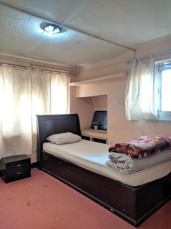 Phat Kath'S Secret Garden Backpackers Hostel Katmandou Extérieur photo